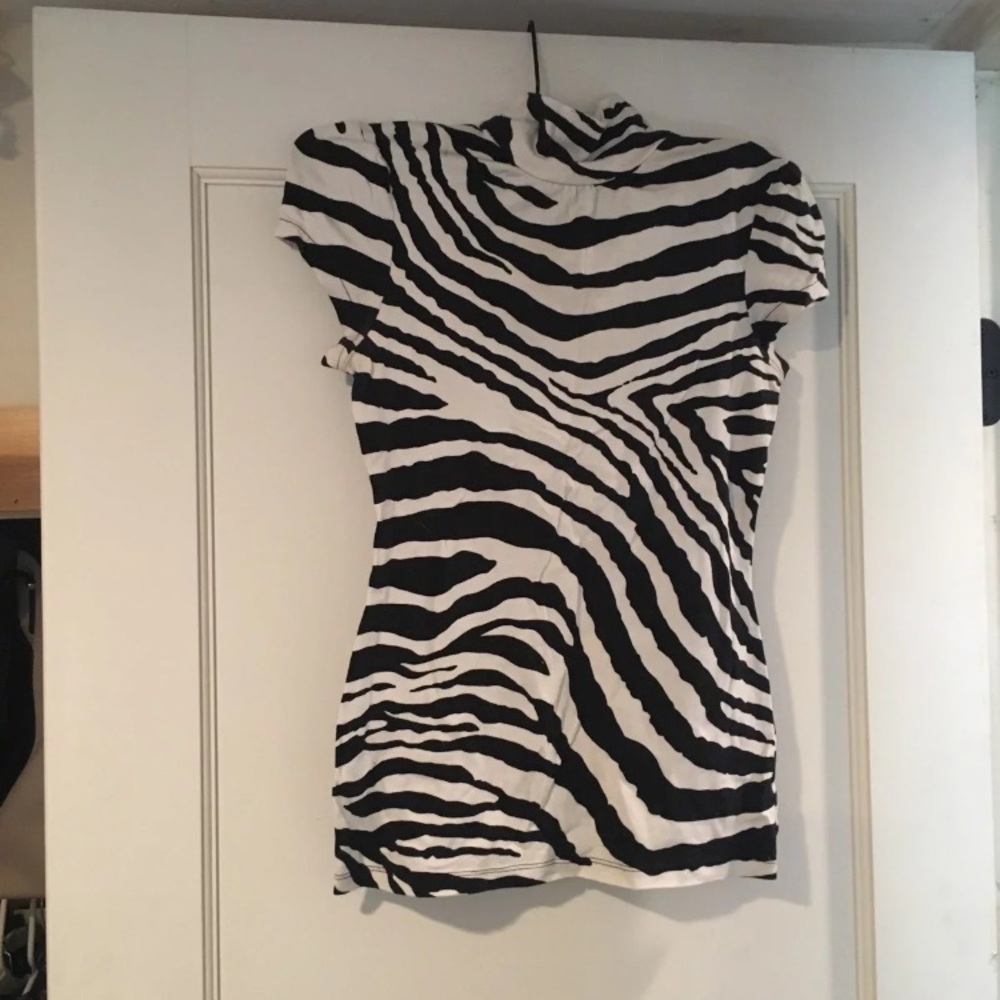 Party zebra top! With mock neck, short sleeves!